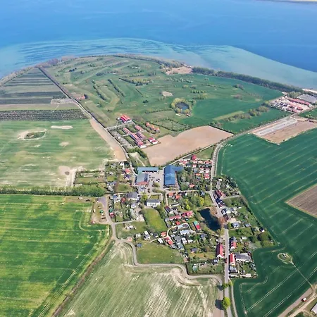 Zur Schwedenschanze 2